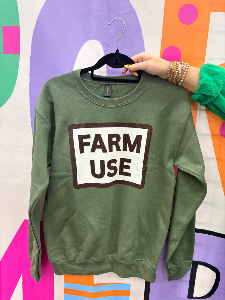 FARM USE GREEN SWEATSHIRT