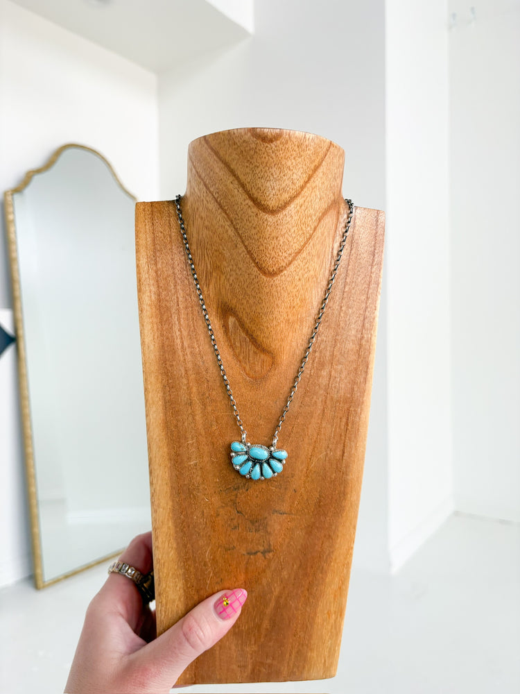 ALICIA WILSON HALF PENDANT NECKLACE