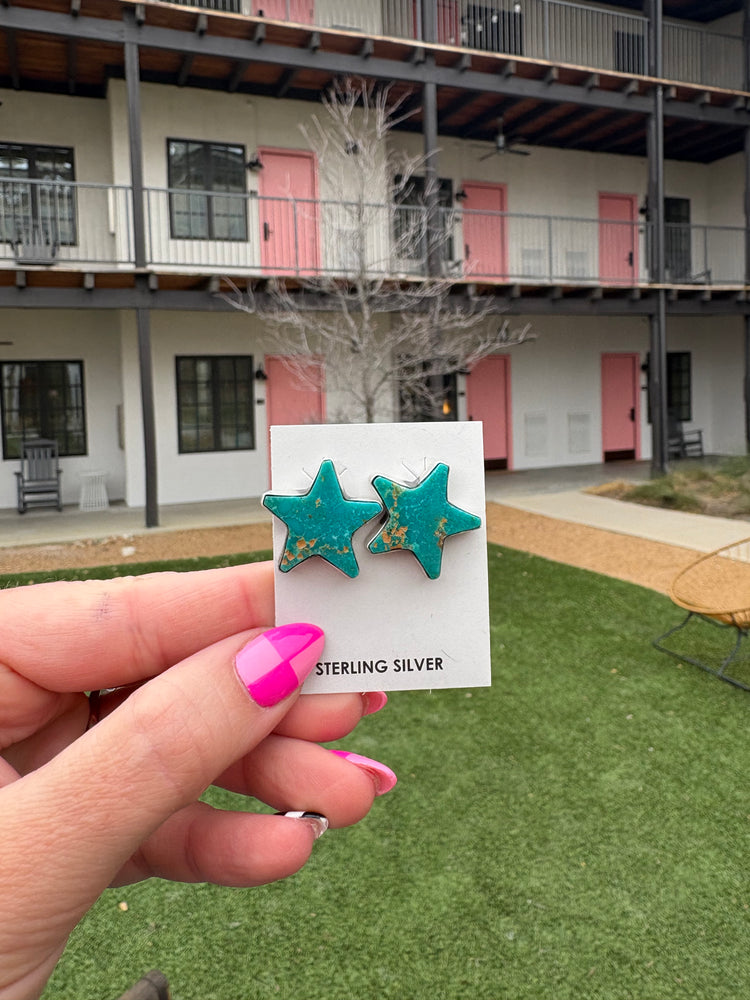 STAR KINGMAN POST STUD EARRING
