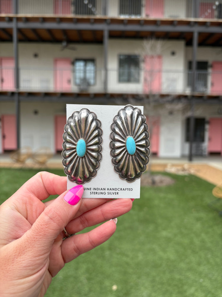TURQ STERLING OVAL CONCHO POST EARRING
