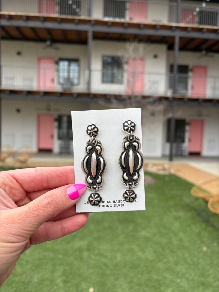 CONCHO DANGLE EARRINGS