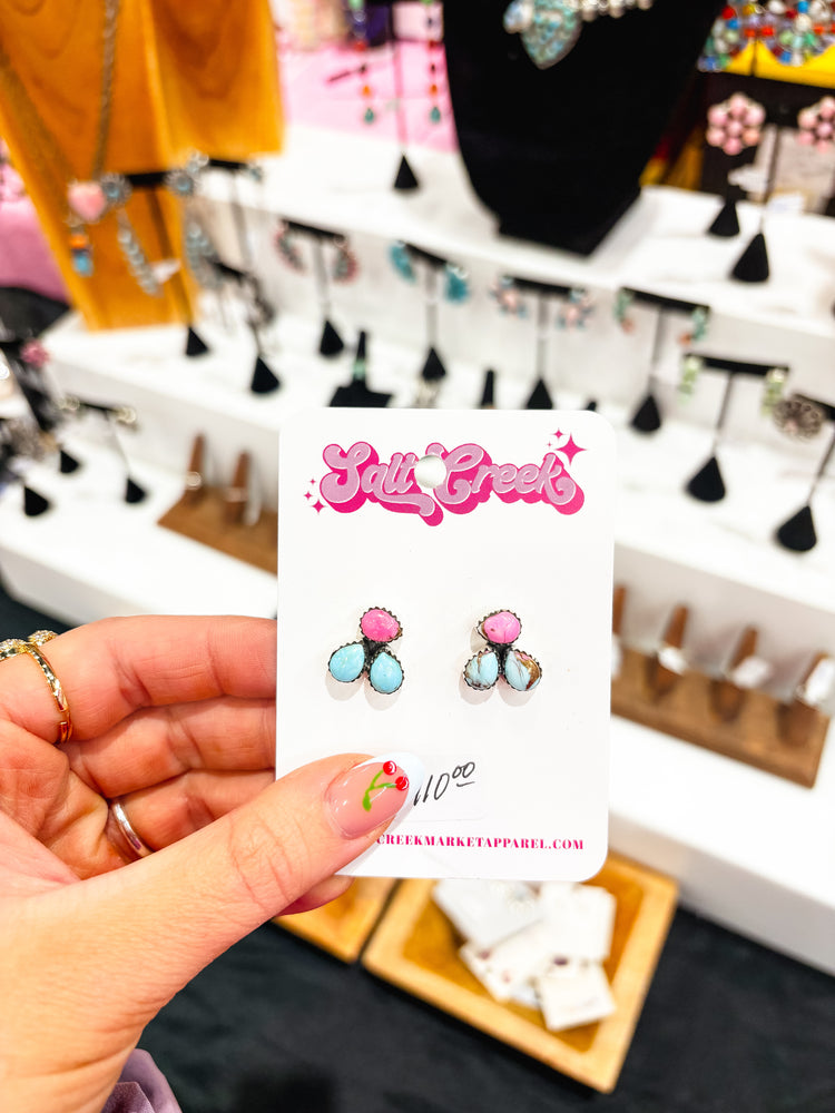 3 STONE COTTON CANDY STUDS