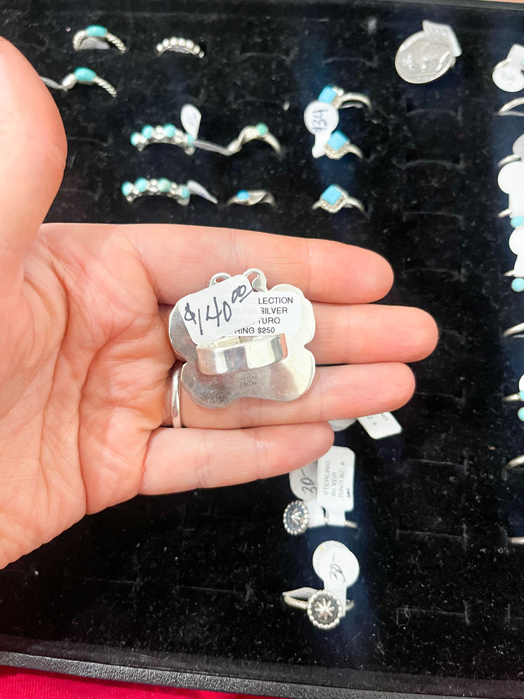 BUTTERFLY ADJUSTABLE RING