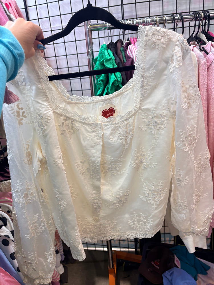 OFF WHITE LACE DETAILED TOP-5