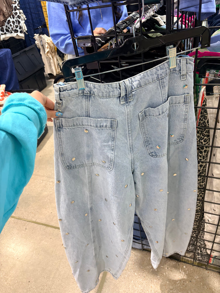 Denim stud cropped barrel jean