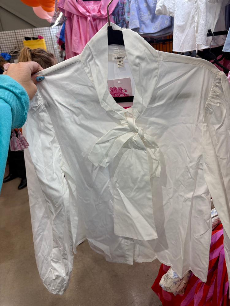 WHITE BOW FRONT TIE TOP