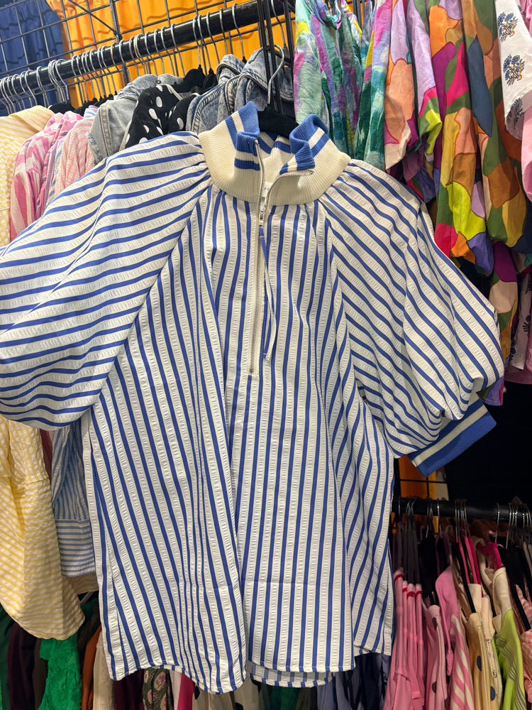 BLUE STRIPE TOP- READ DESCRIPTION -6