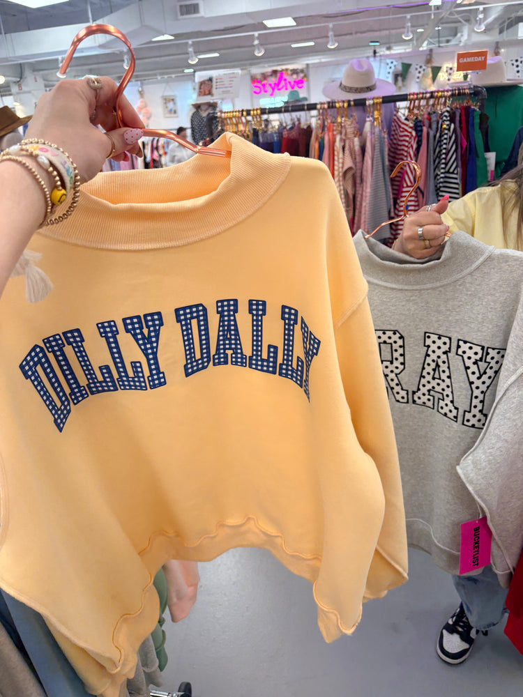 REVERSIBLE YELLOW MOCK NECK