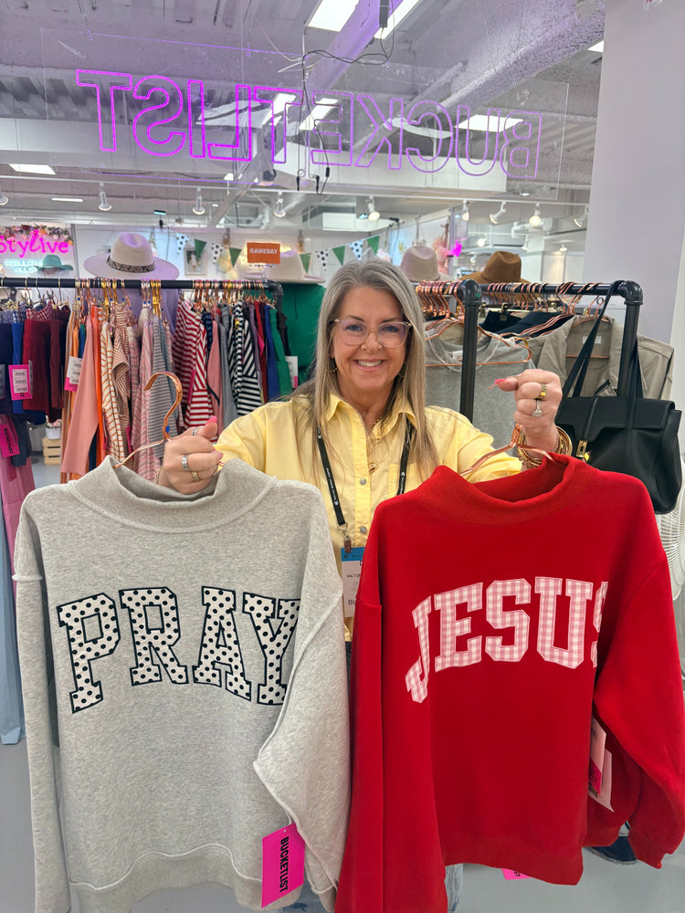 PRAY• GREY MOCKNECK