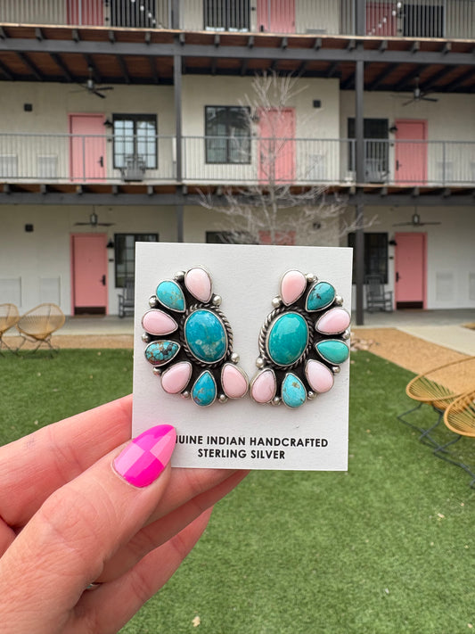 LARGE TURQ/PINK CONCH POST STATEMENT STUDS