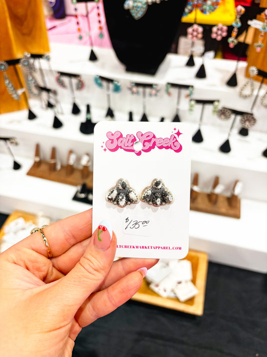 WHITE BUFFALO STUDS
