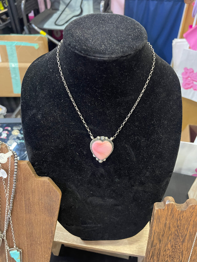 PINK CONCH HEART